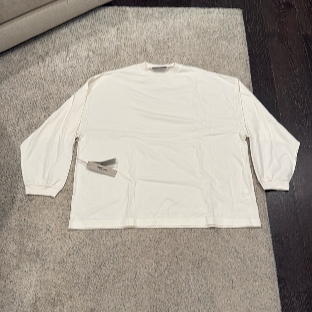 Essentials L/S Tee: Cloud Dancer - White / XL